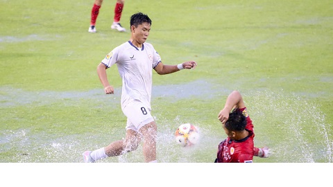  Con trai của Quang Hải lập công, CLB BĐ TP.HCM cũng không thể thắng